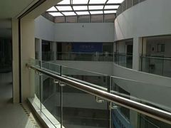 -上海市松江区中心医院