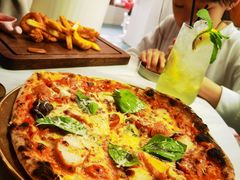 玛格丽特烟熏鸡肉-大象厨房(重庆道店)