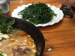 -锅贴杨一手特色豆花烤鱼饭店(荔波美食街店)