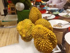 -东方红海鲜百汇(国际大厦店)