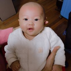 -龙文宝贝上门婴儿理发满月剃胎毛(黄浦店)