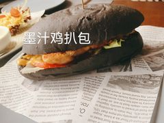 -卡普里披萨·牛扒·下午茶