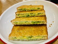 咖椰吐司-HELLO 27 意面·沙拉·帕尼尼