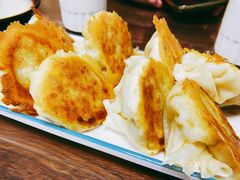 油煎烧麦-白老大羊杂碎稍麦