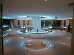 -北京七彩云南翡翠珠宝旗舰店(月坛店)