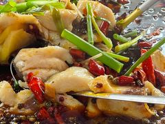 -乡土特色.冷锅鱼.牦牛肉汤锅