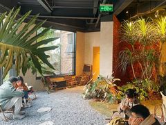 -J Create城市露营咖啡·简餐·宠物(上海动物园店)