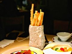 笔筒色拉-穹六人间 people 6(岳阳路店)