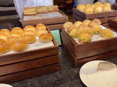 -亚龙湾希尔顿自助餐厅·海鲜·烧烤·沙滩BBQ·现场乐队