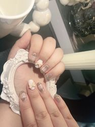 -芊屿芊浔美甲