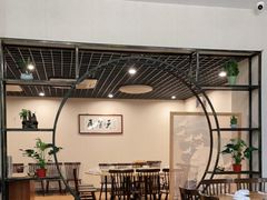 -胡须哥网红竹筒菜