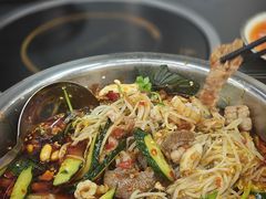 -周良天山牛杂城(天山路总店)