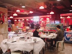 大堂-鲜入围煮花胶鸡海鲜火锅