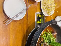 -喇喇排骨火锅·传统韩式脊骨汤(望京西园总店)