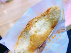 奶油爆珠菠萝包-洪九公(田子坊店)