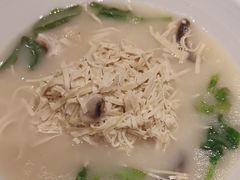扬州煮干丝-扬州饭店(南京东路店)