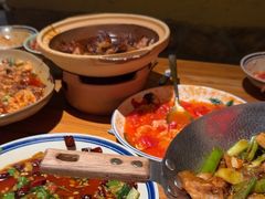 -破三川·新川菜(静安大融城店)