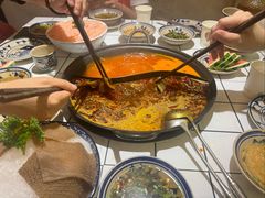 -旧街市鲜货老火锅(大光路店)