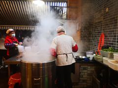 -杨三孃跷脚牛肉(西外棕榈岛店)