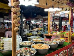 -席娜卡琳火车铁道夜市