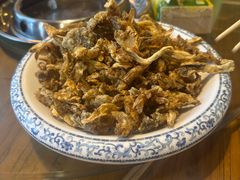 椒盐蘑菇-都江堰石锅鱼