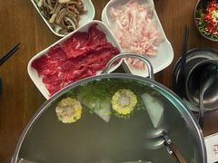-天成·潮州牛肉脆肉鱼生蚝自助火锅