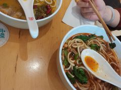 -三千粉牛肉米粉(来客茂店)