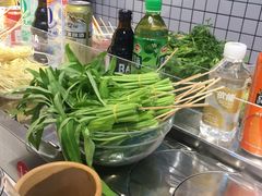 -百品聚旋转火锅(号外店)