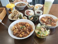 -暖食光·台式家庭餐厅·生日主题店(万达店)