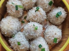 珍珠丸子-莲餐厅·湖北菜·潜江小龙虾店(愚园路店)