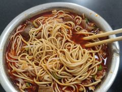 -薛记襄阳香辣牛肉面(平安路店)