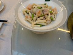 -蔼若春.传承三十年云南菜(金碧公园店)