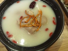 虫草花蹄花汤-付小姐在成都(川沙店)