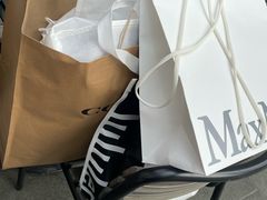 -东荟城名店仓