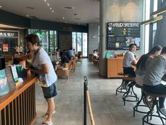-星巴克(广州白云万达2层店)
