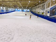 -乔波室内滑雪场