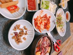 -草家酱蟹炭火烤肉店(珲春南路一店)