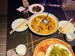 -粉墨特色菜·烧烤音乐酒馆