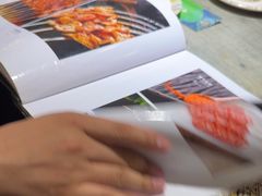 -巴依兄弟西域美食(机场店)