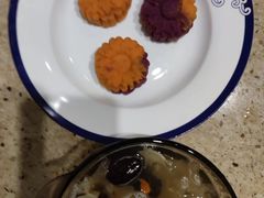 -爱的果实月嫂育婴师(世纪东方店)