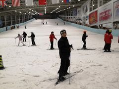 -乔波室内滑雪场