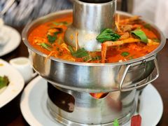 -Chom Cafe and Restaurant