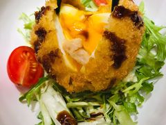 酥炸猪肉裹温泉蛋-胜博殿日式炸猪排(西红门店)
