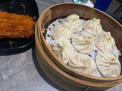 -莱莱小笼·乔艾