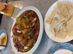 -汗腾格里·风味餐厅(新疆驻京办店)