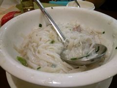 -点都靓餐饮连锁(德信华城店)