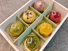 缤纷月饼礼盒-佩家私房烘焙(宝龙店)