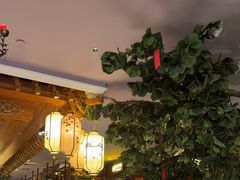 -八府香鸭·啫啫煲(华山路店)