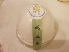-蜜蜂小象·榴莲千层蛋糕(时代汇11栋店)
