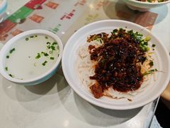 -酱壹老三饵丝(南宁南路店)